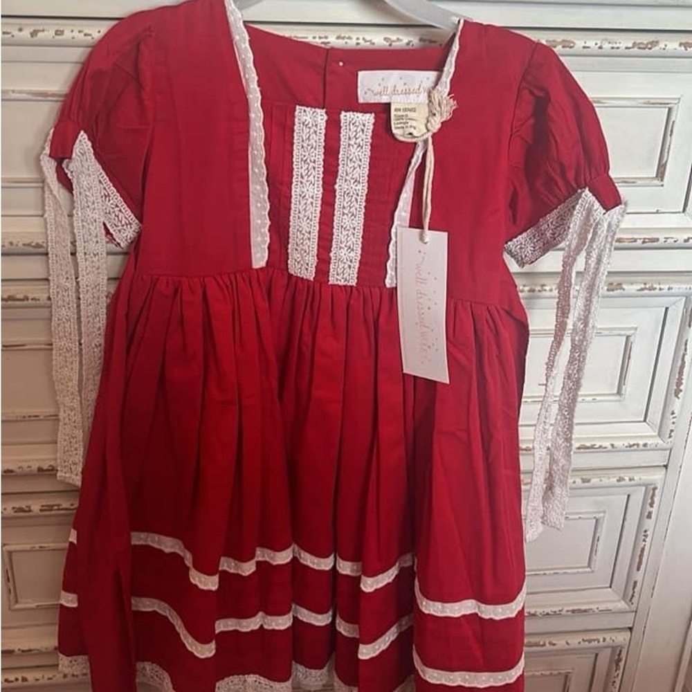 Well Dressed Wolf red dress size 5 new with tag